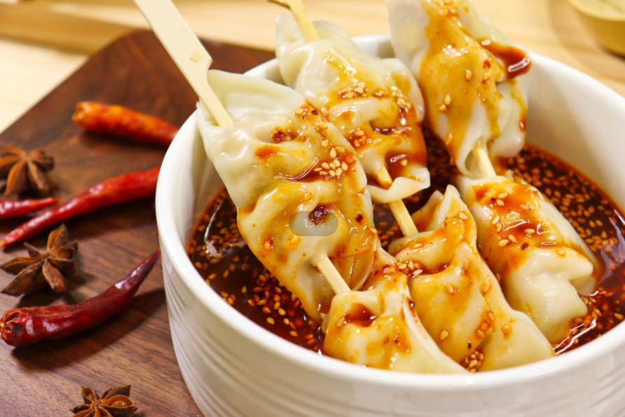 從代工到共創：旺年食品工廠的定制化服務如何破局同質化競爭？